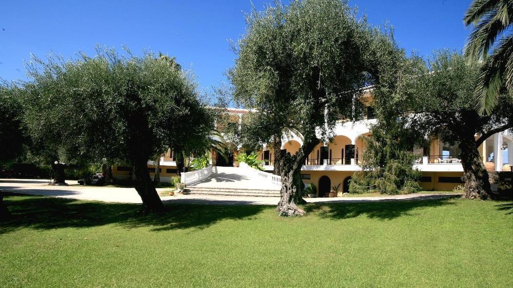 Paradise Hotel Corfu Gouvia Exterior photo