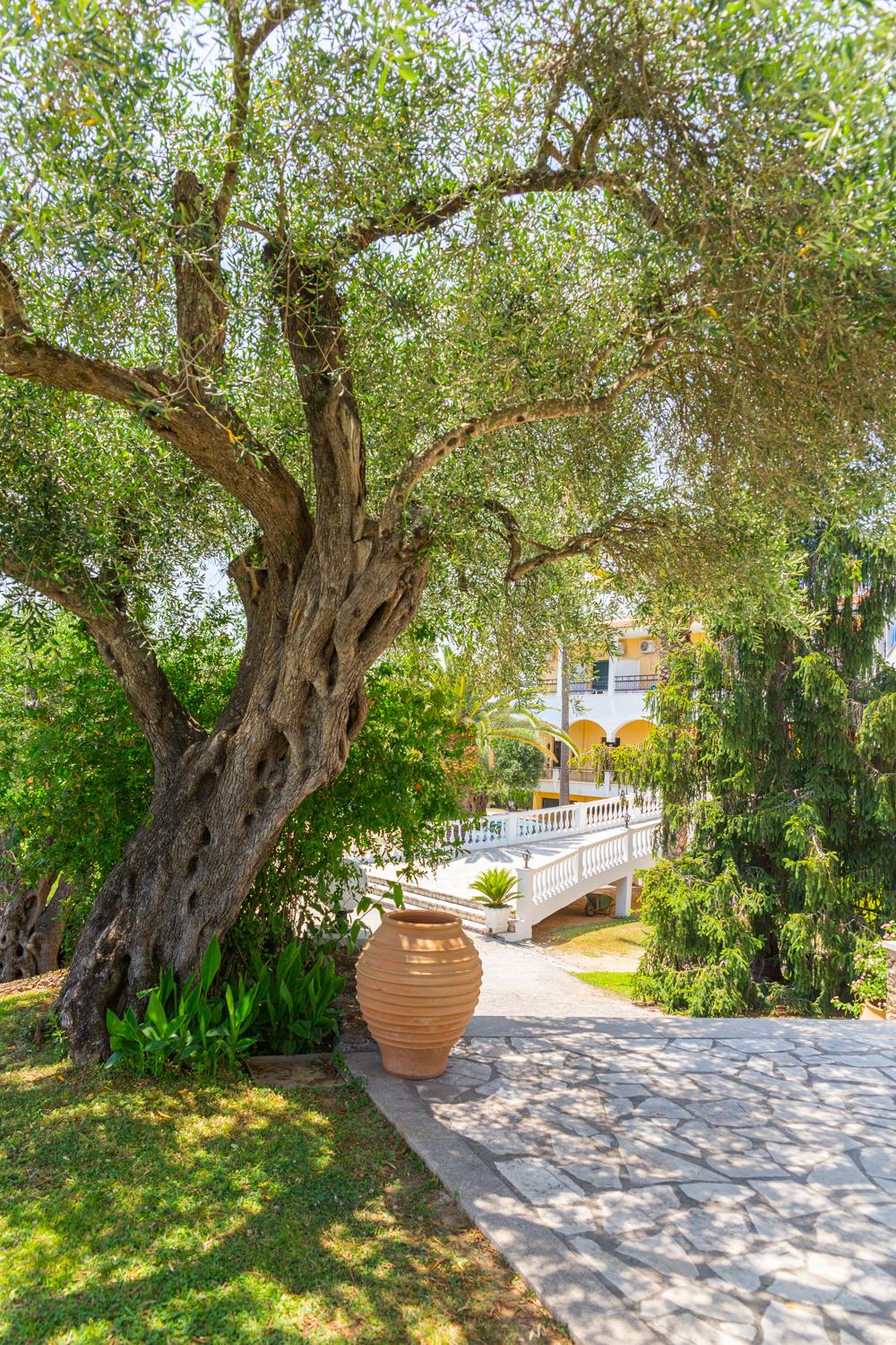 Paradise Hotel Corfu Gouvia Exterior photo